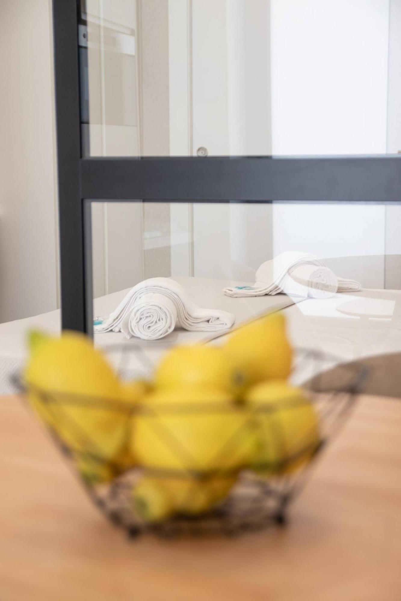 Maritim 2 By Concept Flats Apartment Valencia Bagian luar foto