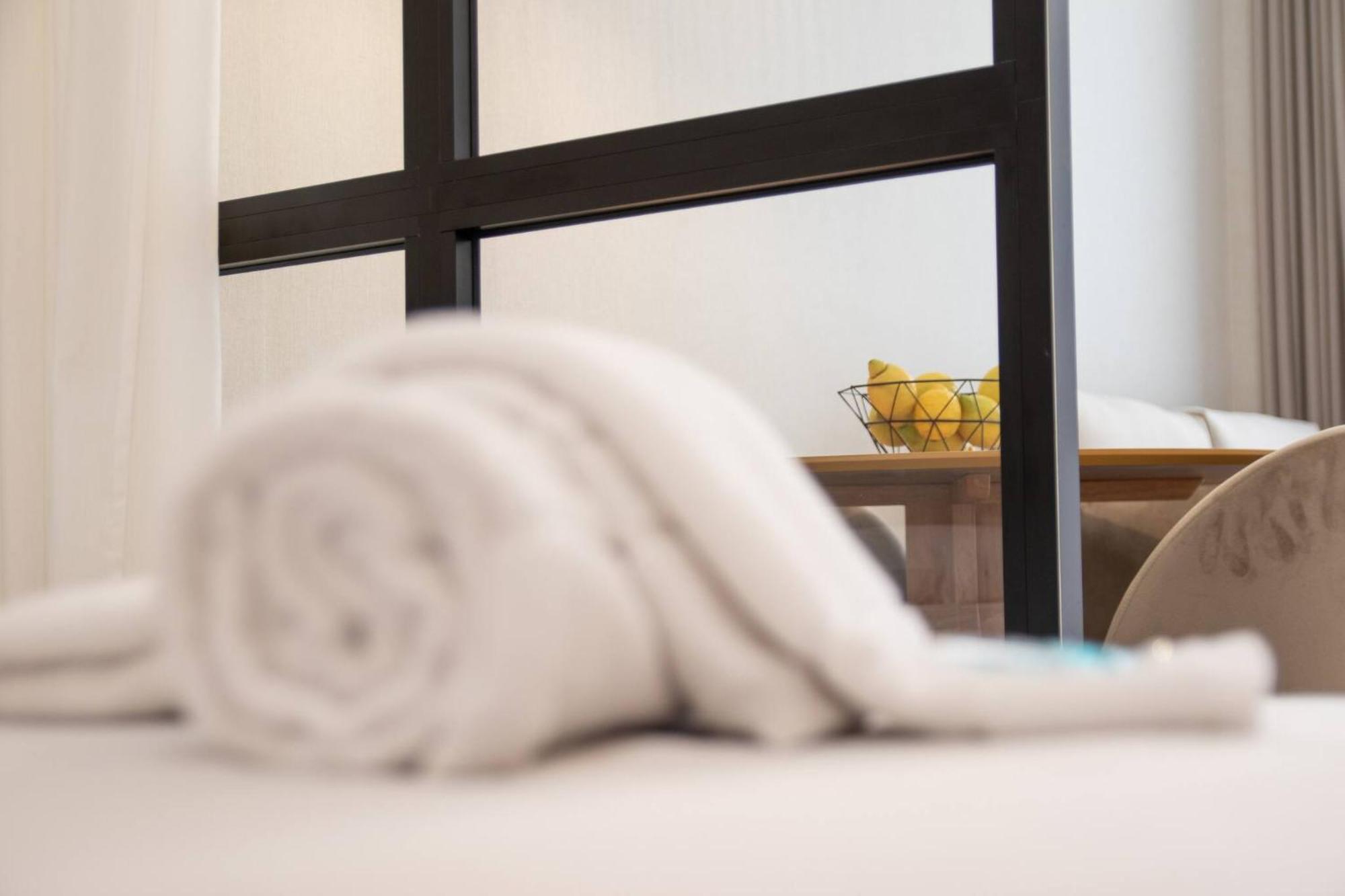 Maritim 2 By Concept Flats Apartment Valencia Bagian luar foto